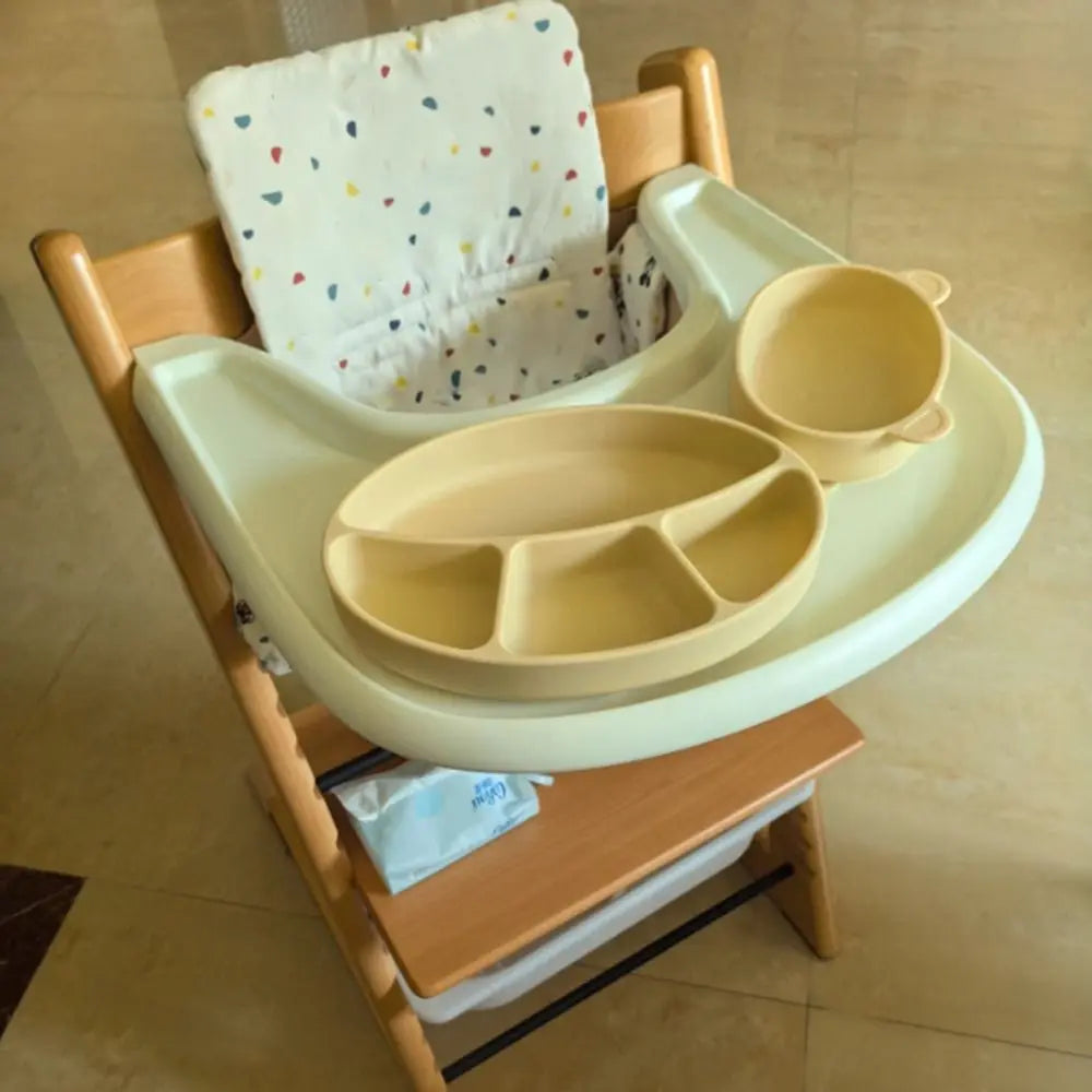 Non-Slip Silicone Divided Plate Waterproof BPA Free Suction Cup Dinner Plate Lightweight Dishes Feeding Plate Children Dining